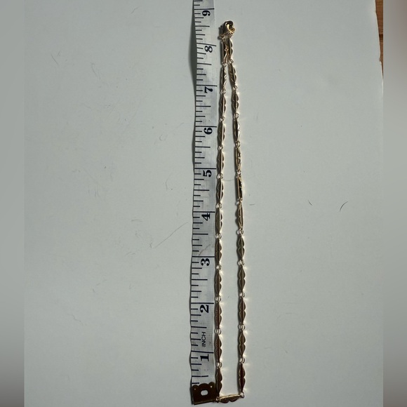 Pretty Bird Gold Necklace - Picture 3 of 4